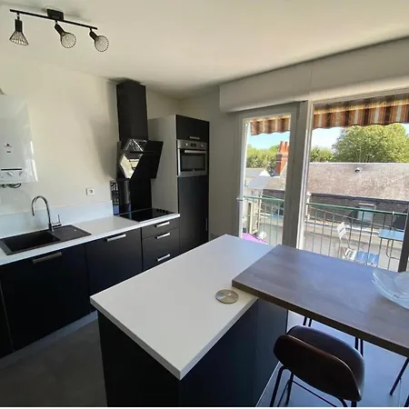 Apartment Vue Sur Les Toits De