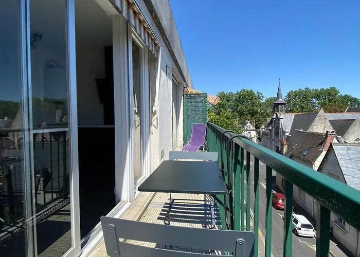 Vue Sur Les Toits De *